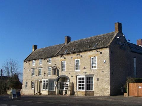 The Halford Bridge Inn Shipston-on-Stour Esterno foto